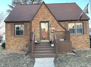 1203 Pennsylvania Ave, Mendota, IL 61342