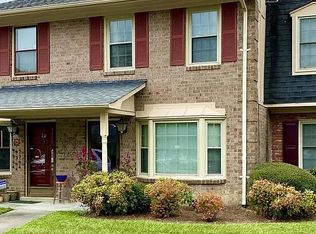 51 Barnes St, Greenville, NC 27858