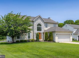 1401 Sundrop Ct, Williamstown, NJ 08094