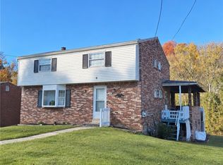 448 Rainier Dr, Pittsburgh, PA 15239