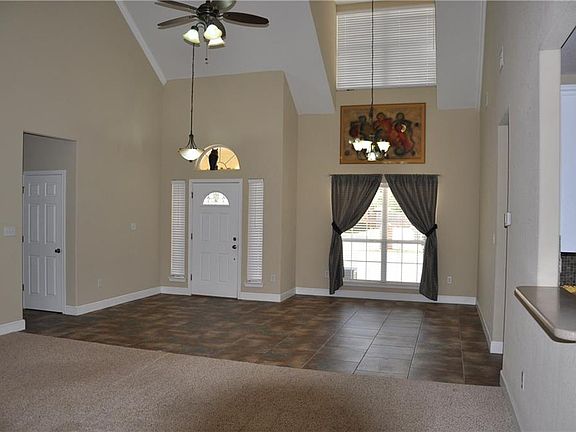 3rd image of 3334 White Oaks Dr