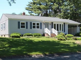 64 Forest Glen Dr, Northampton, MA 01062
