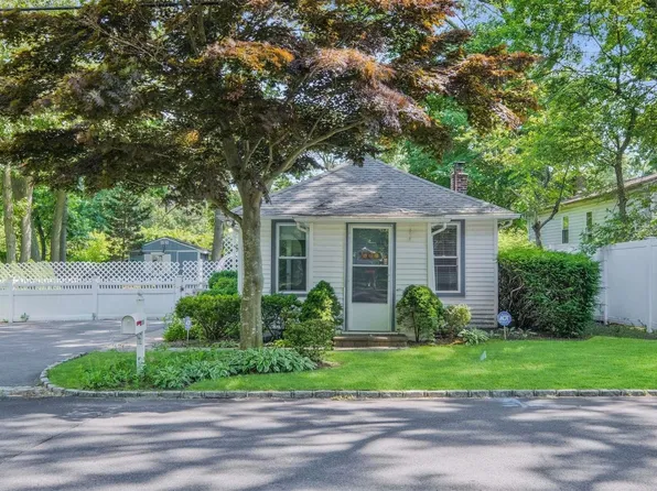 126 Mastic Boulevard, Mastic, NY 11950