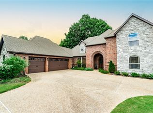 1070 Hunters Pointe, Bentonville, AR 72713