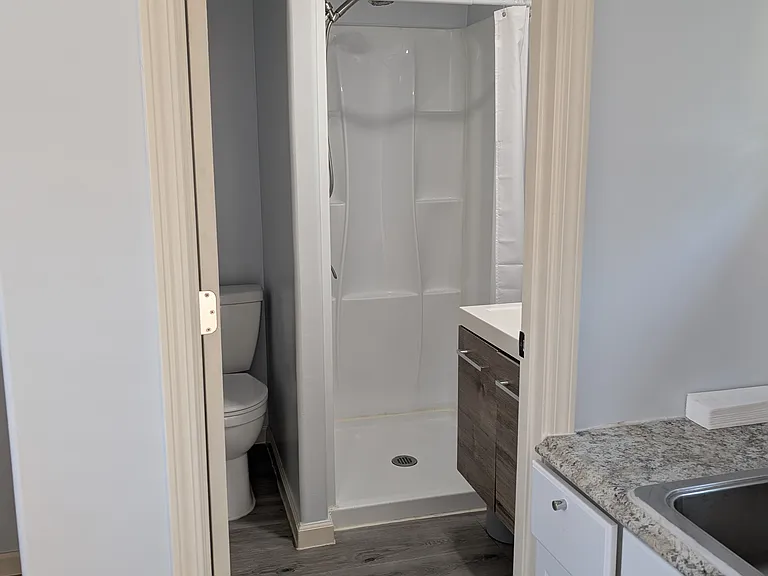466 Willow Ave — Photo 5