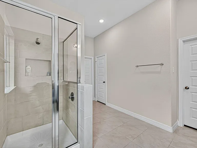 24607 Carleton Lake Ln — Photo 22