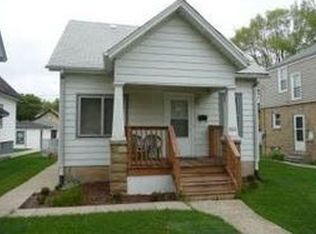 4525 N 39th St, Milwaukee, WI 53209
