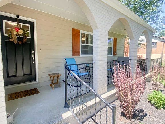 5th image of 4976 Goggins Ln