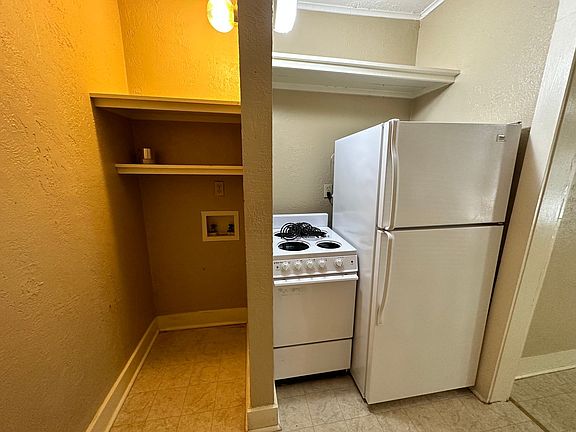 5th image of 715 Asp Ave #715/7