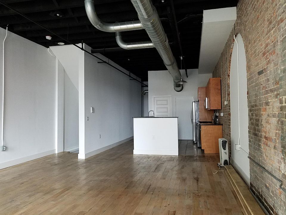 1st image of 506 Washington St #506