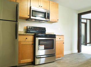 30 Wall St #30N, Madison, CT 06443
