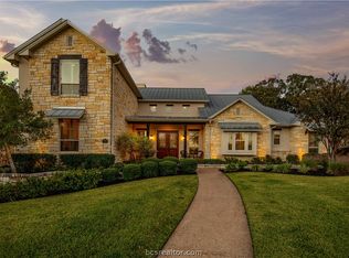 3301 Willow Ridge Dr, Bryan, TX 77807