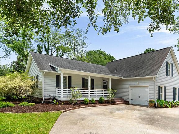 2nd image of 1633 Longview Rd