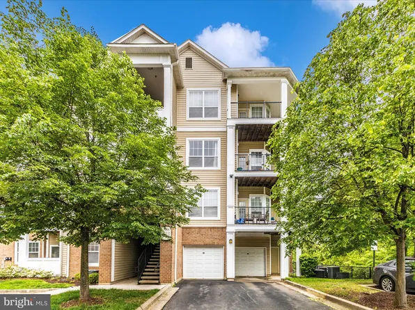 13506 Derry Glen Ct APT 402, Germantown, MD 20874