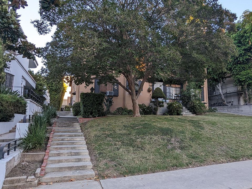 1st image of 854 1/2 S Plymouth Blvd