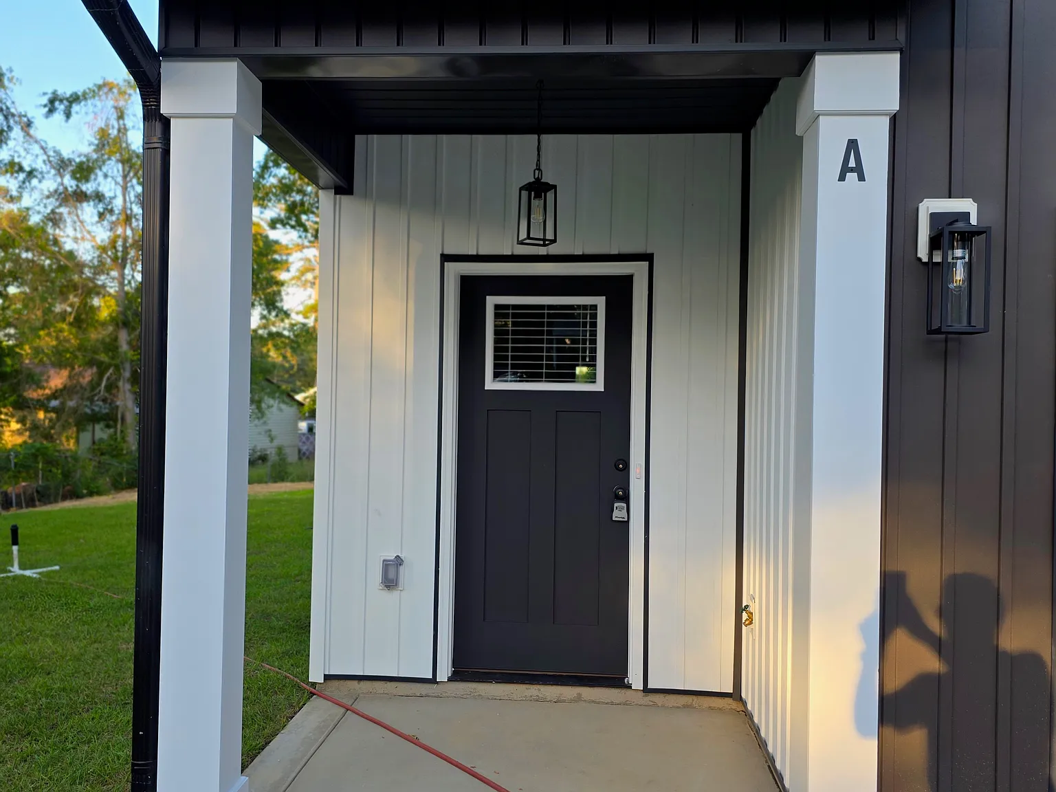 3 bed, 2.5 bath, 1400 sqft, $1,800 — Photo 3
