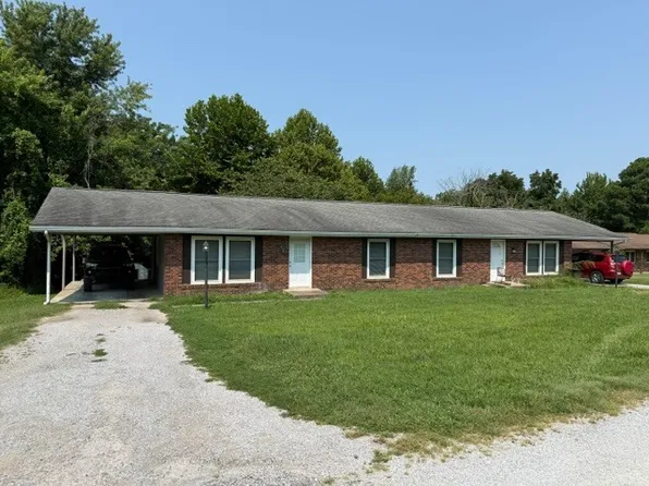 85 Highlander Dr, Carbondale, IL 62903
