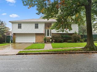 450 Rensselaer Ave, Staten Island, NY 10312