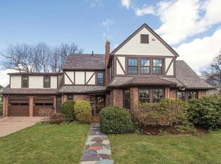 1355 Beacon St, Newton, MA 02468