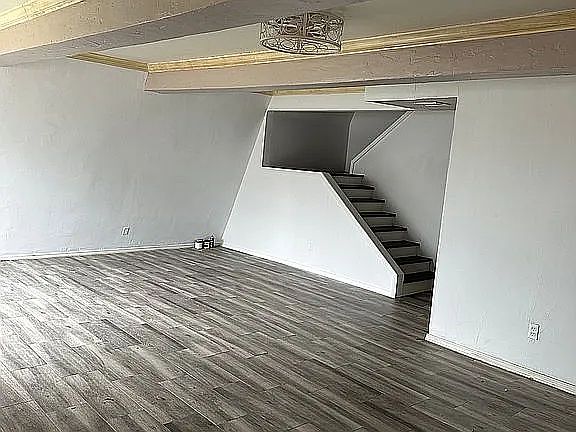 4th image of 514 Lakeshore Dr