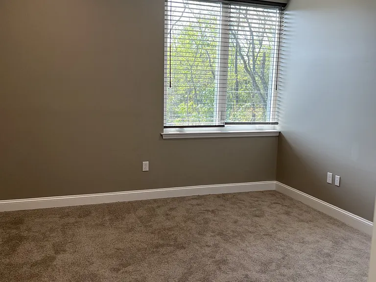 895 Monocacy Creek Rd #306 — Photo 8