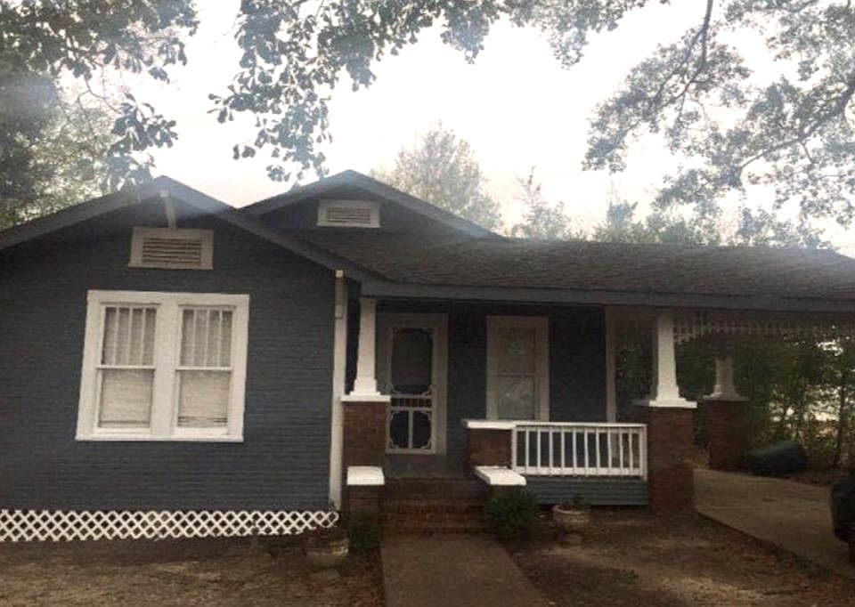 1st image of 605 W North St
