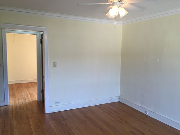 5th image of 4515 N Hamlin Ave #2