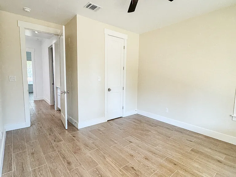 2123 Lacee Ct — Photo 27
