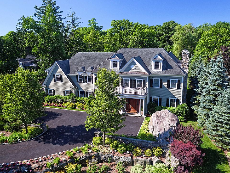 1st image of 1 Glen Dr