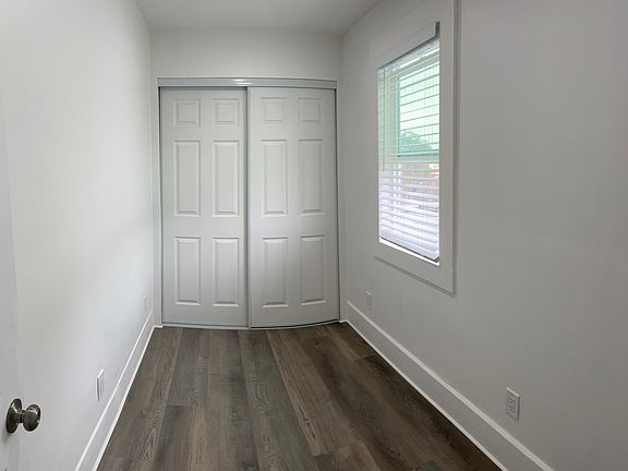3rd image of 3019 Logan Ave APT C
