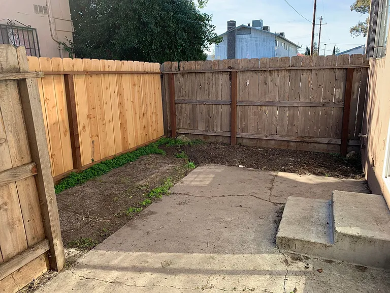 742 Ponce De Leon Ave — Photo 16