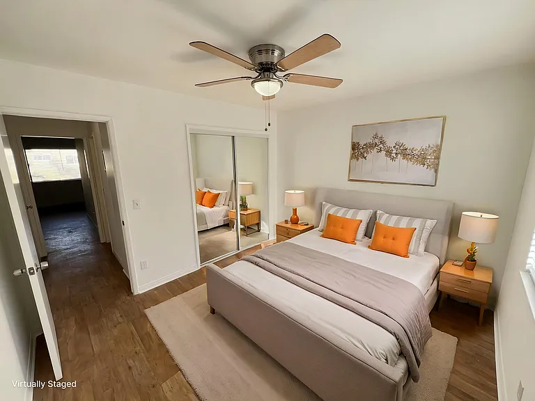 14650 Saticoy St — Photo 15