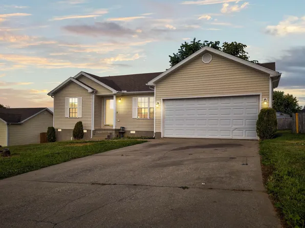 332 Woodland Ln, Mount Sterling, KY 40353