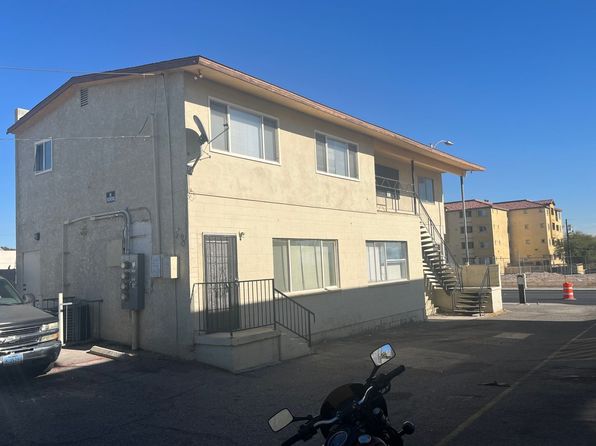 211 N Maryland Pkwy #D