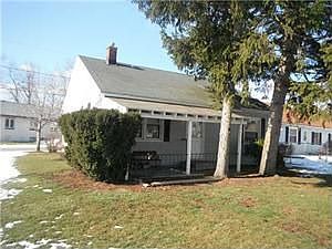 2nd image of 21 Idlebrook Dr