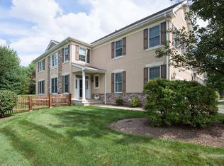 17 Drake Ln, Chester, NJ 07930