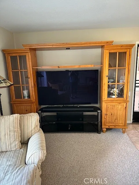 2 bed, 1079 sqft, $3,000 — Photo 3