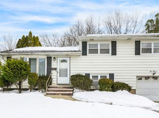 111 Charles St, Dumont, NJ 07628