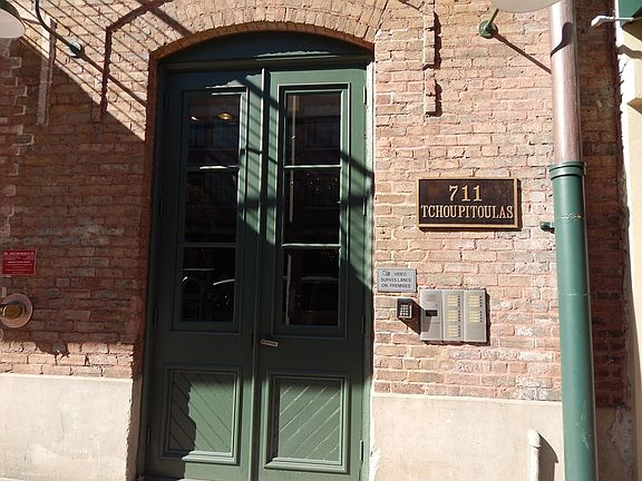 3rd image of 711 Tchoupitoulas St APT 302