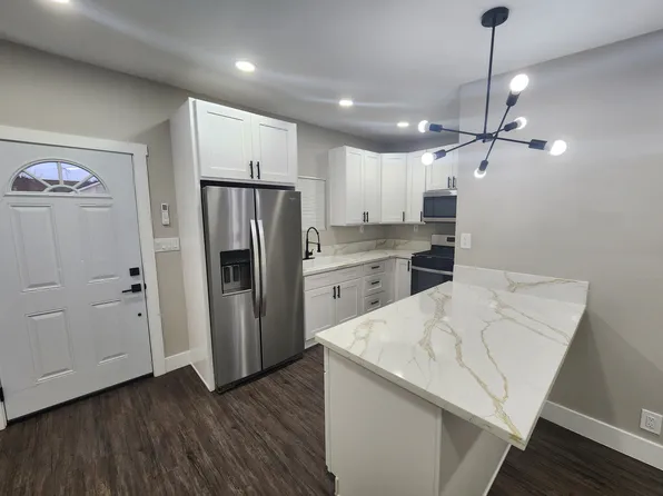 1789 Mathews St, Riverside, CA 92507