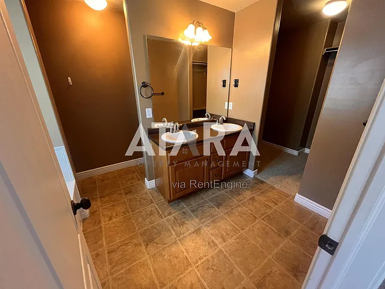 14767 S Haddington Rd — Photo 28