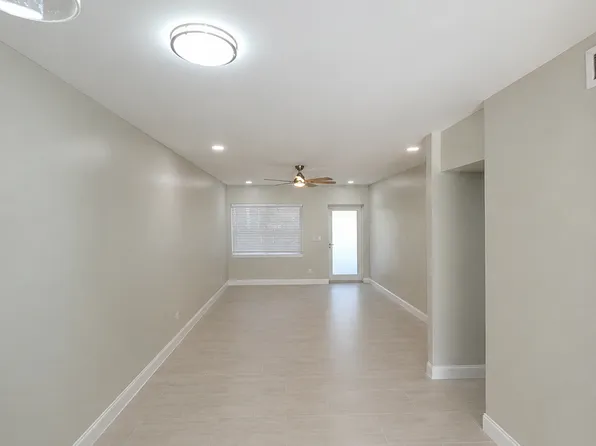 600 Layne Blvd, Hallandale, FL