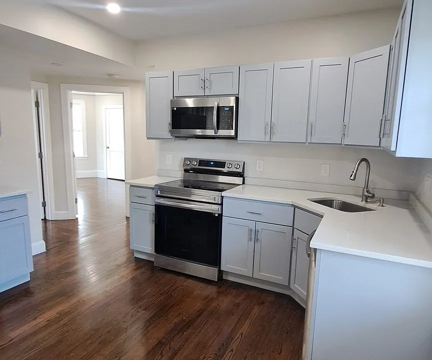 7 Samoset St #2