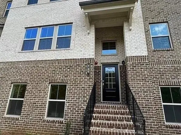 735 Brecklin Ln, Woodstock, GA 30188