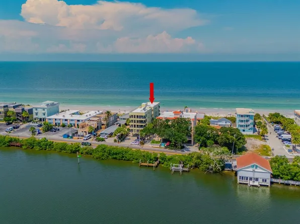 74 Gulf Blvd APT 2A, Indian Rocks Beach, FL 33785