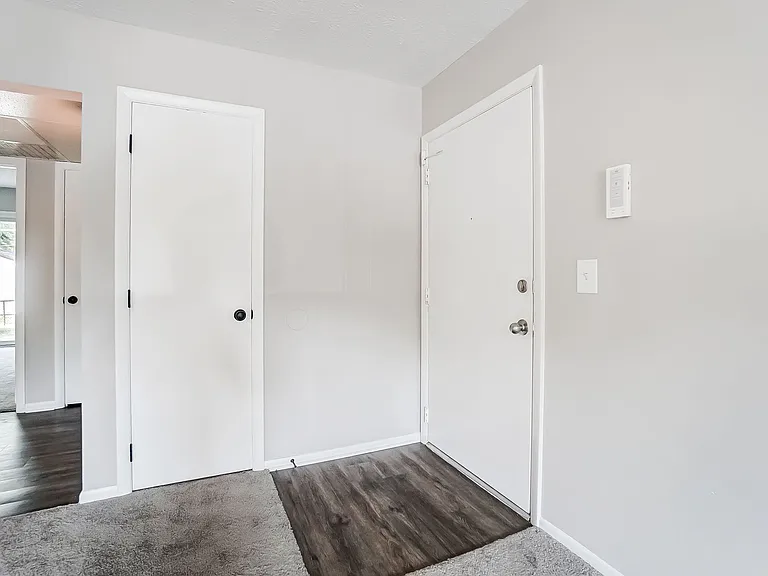 Northcrest Garden Apartments — Photo 19