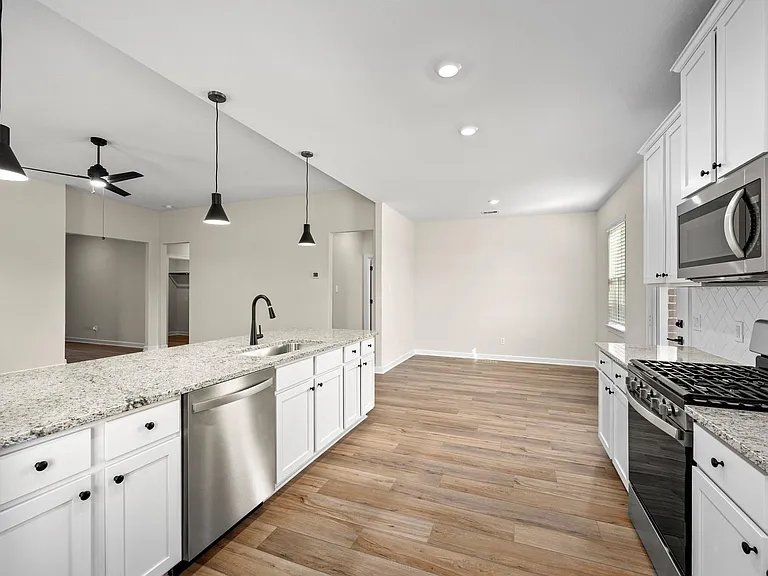 3081 Sorrento Hill Dr — Photo 5