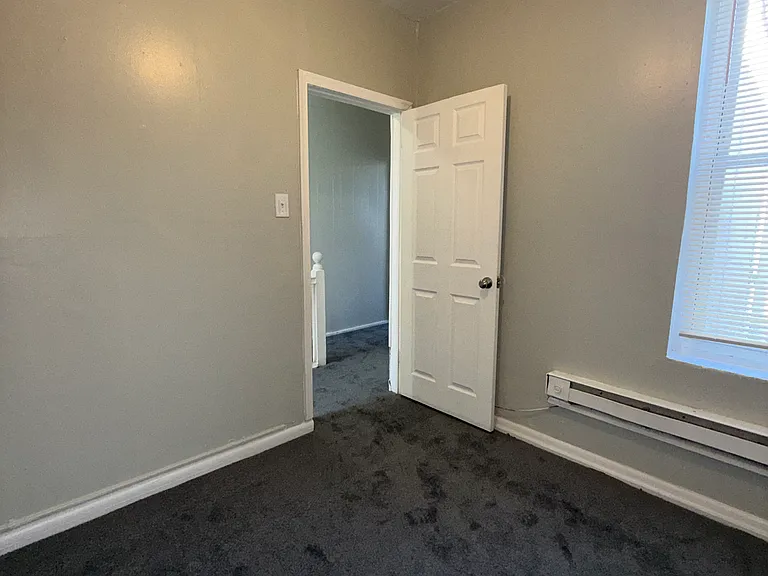 247 E Mayfield St — Photo 16