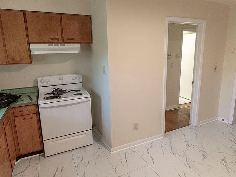 1003 Hardin St — Photo 8