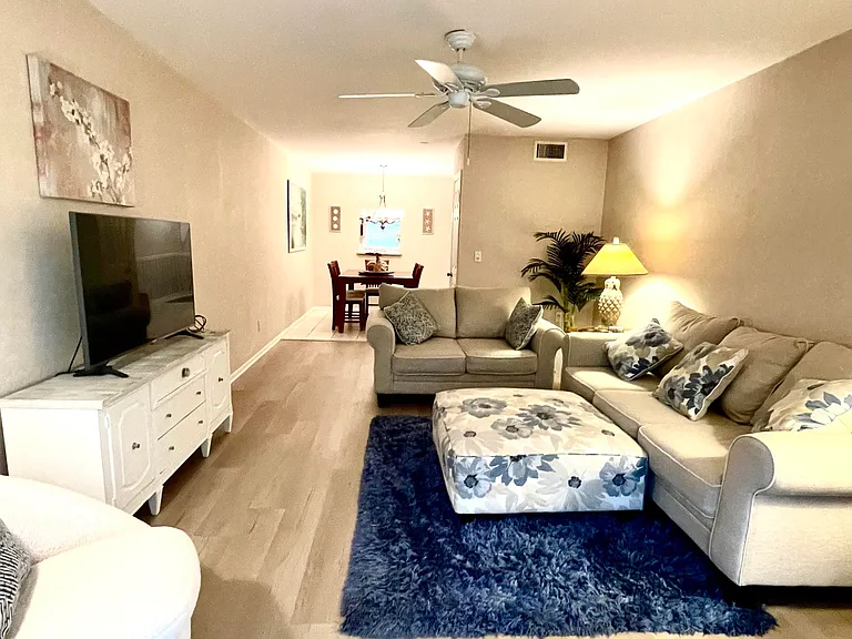 2929 SE Ocean Blvd #117 — Photo 1